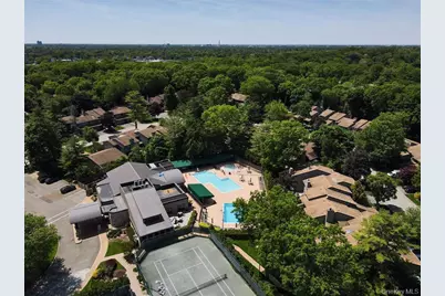 44 Country Club Drive, Jericho, NY 11753 - Photo 40