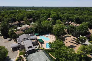 44 Country Club Dr, Jericho, NY 11753 - Photo 40