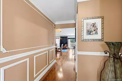 44 Country Club Drive, Jericho, NY 11753 - Photo 2