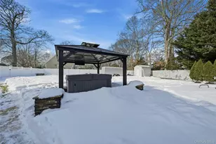 7 Harwood Way, Coram, NY 11727 - Photo 36