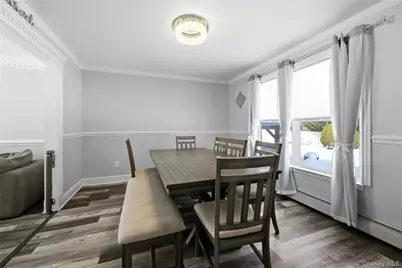 7 Harwood Way, Coram, NY 11727 - Photo 14