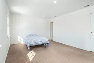 78 Santa Barbara Dr, Plainview, NY 11803 - Photo 24