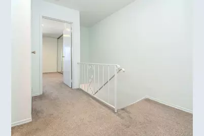 78 Santa Barbara Drive, Plainview, NY 11803 - Photo 20