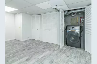 78 Santa Barbara Drive, Plainview, NY 11803 - Photo 30