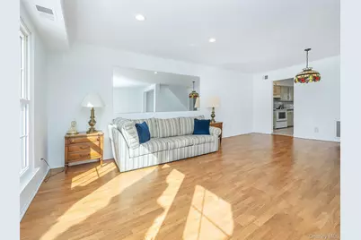 78 Santa Barbara Drive, Plainview, NY 11803 - Photo 14