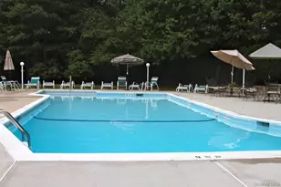 78 Santa Barbara Dr, Plainview, NY 11803 - Photo 32