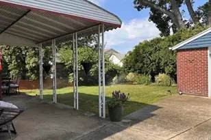 422 St Agnes Pl, Franklin Square, NY 11010 - Photo 14