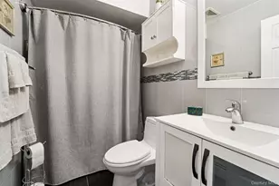 15 Greenridge Ave, White Plains, NY 10605 - Photo 12