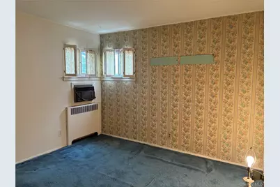 660 Hewlett Street, Franklin Square, NY 11010 - Photo 20