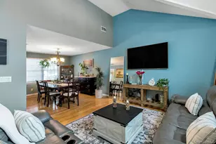 1295 Wilson Pl, West Islip, NY 11795 - Photo 6