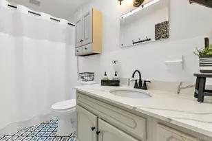 1295 Wilson Pl, West Islip, NY 11795 - Photo 18