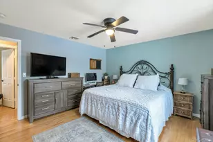 1295 Wilson Pl, West Islip, NY 11795 - Photo 12