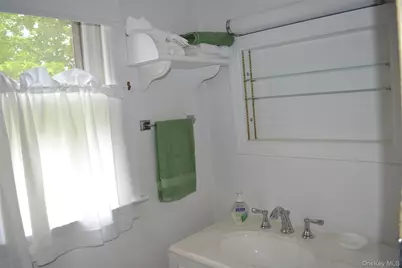 34A Sag Harbor Road, East Hampton, NY 11937 - Photo 12