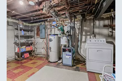 38 Leslie Lane, New Hyde Park, NY 11040 - Photo 18