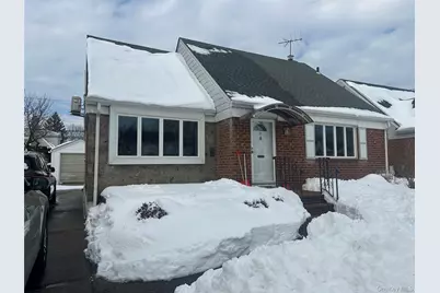 38 Leslie Lane, New Hyde Park, NY 11040 - Photo 1