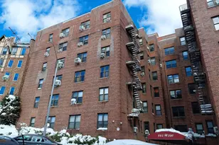 445 W 240th St, Bronx, NY 10463 - Photo 2