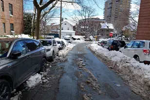 445 W 240th St, Bronx, NY 10463 - Photo 4