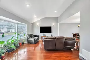 3263 Milburn Ave, Baldwin, NY 11510 - Photo 2