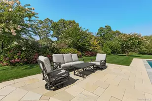 89 Old Canoe Place Rd, Hampton Bays, NY 11946 - Photo 18