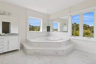 89 Old Canoe Place Rd, Hampton Bays, NY 11946 - Photo 14