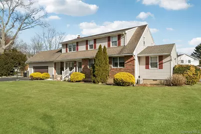 2846 Morgan Drive, Wantagh, NY 11793 - Photo 1