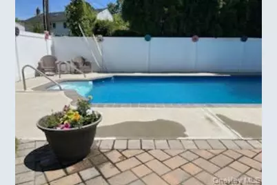 2846 Morgan Drive, Wantagh, NY 11793 - Photo 44