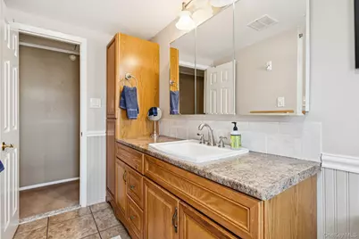 2846 Morgan Drive, Wantagh, NY 11793 - Photo 26