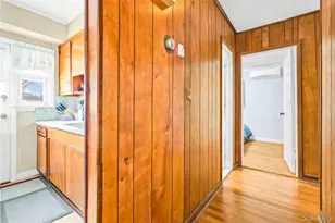 1097 Carll Dr, Bay Shore, NY 11706 - Photo 8