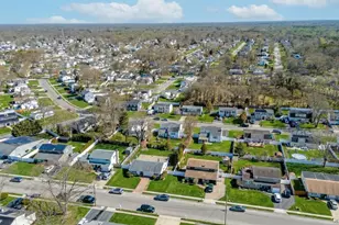 69 Riviera Dr, Selden, NY 11784 - Photo 20