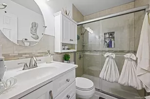 150-09 95th St, Ozone Park, NY 11417 - Photo 16