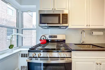 33-15 81st Street #5F, Jackson Heights, NY 11372 - Photo 2