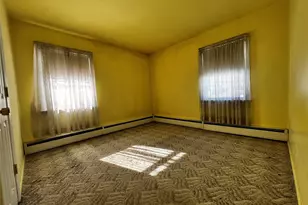 24 Lorraine Blvd, Poughkeepsie, NY 12603 - Photo 6