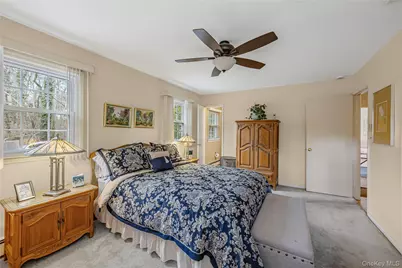 35 High Hills Lane, Huntington Station, NY 11746 - Photo 22