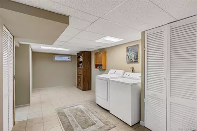 35 High Hills Lane, Huntington Station, NY 11746 - Photo 32