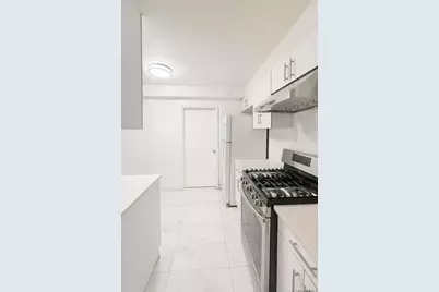 13950 35 Avenue #4, Flushing, NY 11354 - Photo 4