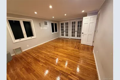 48 Robin Lane, Plainview, NY 11803 - Photo 10