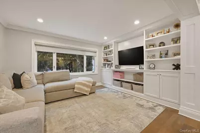 3311 Hewlett Avenue, Merrick, NY 11566 - Photo 16