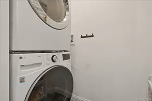 3311 Hewlett Ave, Merrick, NY 11566 - Photo 36