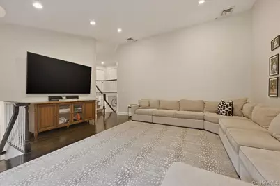 3311 Hewlett Avenue, Merrick, NY 11566 - Photo 22