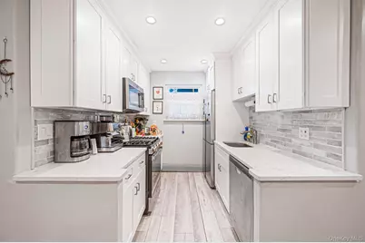 73 Fairharbor Drive #73, Patchogue, NY 11772 - Photo 8