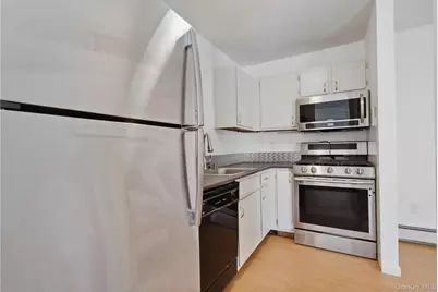 8 Ivy Court #B, Fishkill, NY 12524 - Photo 14