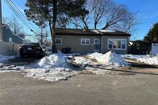 14 Chevy Chase, Amityville, NY 11701 - Photo 2