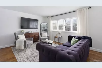 63 Ferris Avenue, Brentwood, NY 11717 - Photo 4