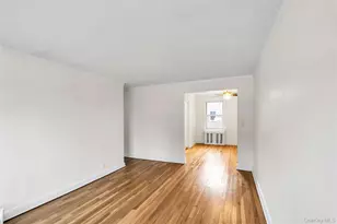 3 Edwards St, Roslyn Heights, NY 11577 - Photo 4