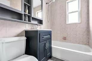 3 Edwards St, Roslyn Heights, NY 11577 - Photo 10