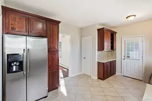 161 Wallace St, Freeport, NY 11520 - Photo 14