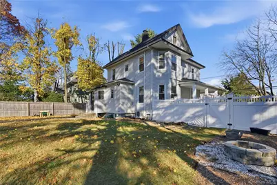 161 Wallace Street, Freeport, NY 11520 - Photo 36