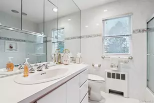 982 Clark Pl, Woodmere, NY 11598 - Photo 34