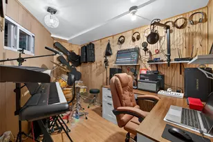 1 Edward Ln, Spring Valley, NY 10977 - Photo 22