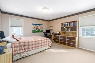 16 Wright Rd, Rockville Centre, NY 11570 - Photo 14